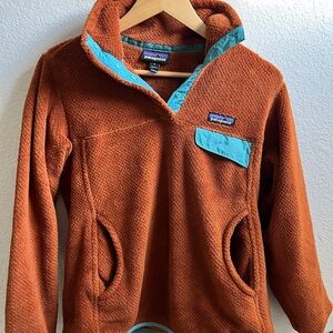 Patagonia womens Rust and Teal retool snap Fleece Pullover